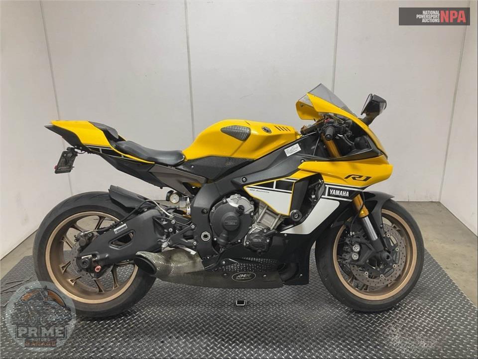 2016 Yamaha YZF-R1 — фото 1