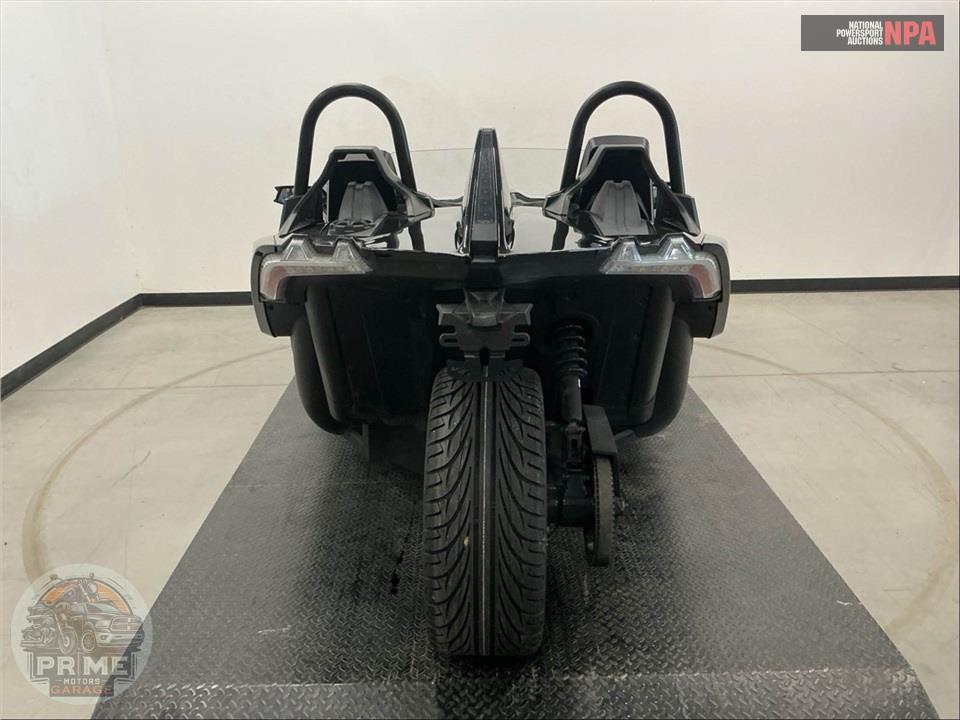 2023 Polaris SLINGSHOT S WITH TECHNOLOGY PACKAGE 1 AUTODRIVE — фото 4
