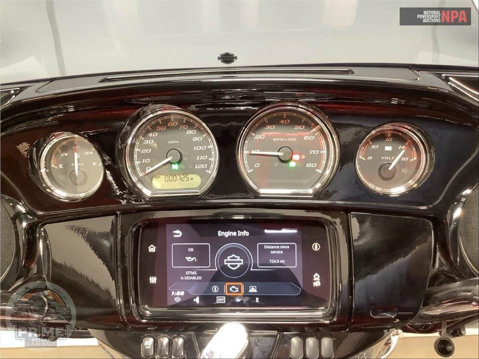 2023 Harley-Davidson FLHTCUTGANV TRI GLIDE ULTRA ANNIVERSARY — фото 5