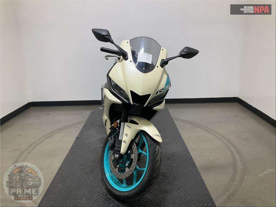 2024 Yamaha YZF-R3 — фото 2