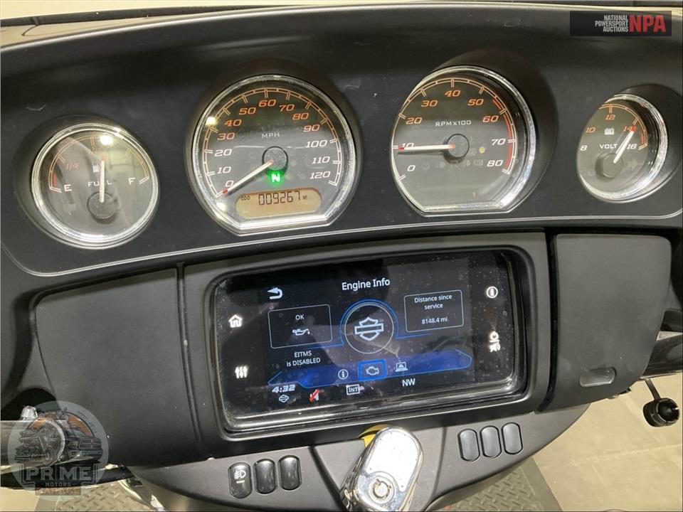 2023 Harley-Davidson FLHTCUTG TRI GLIDE ULTRA CLASSIC — фото 5
