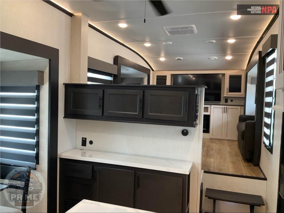 2025 Sabre By Forest River M-37FLL - FIFTH WHEEL SERIES — фото 7