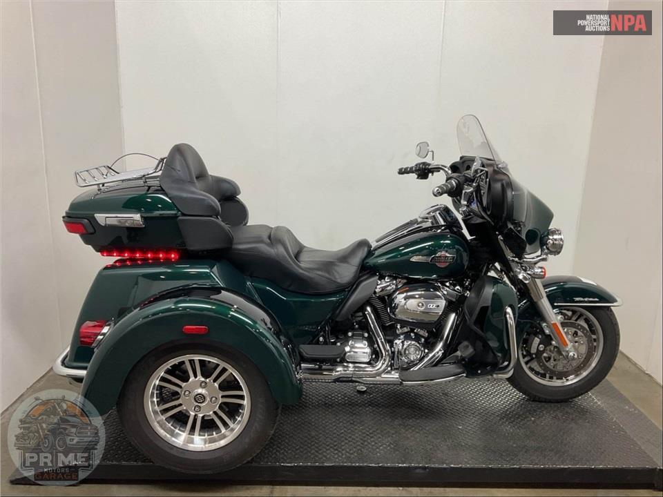 2024 Harley-Davidson FLHTCUTG TRI GLIDE ULTRA CLASSIC — фото 1