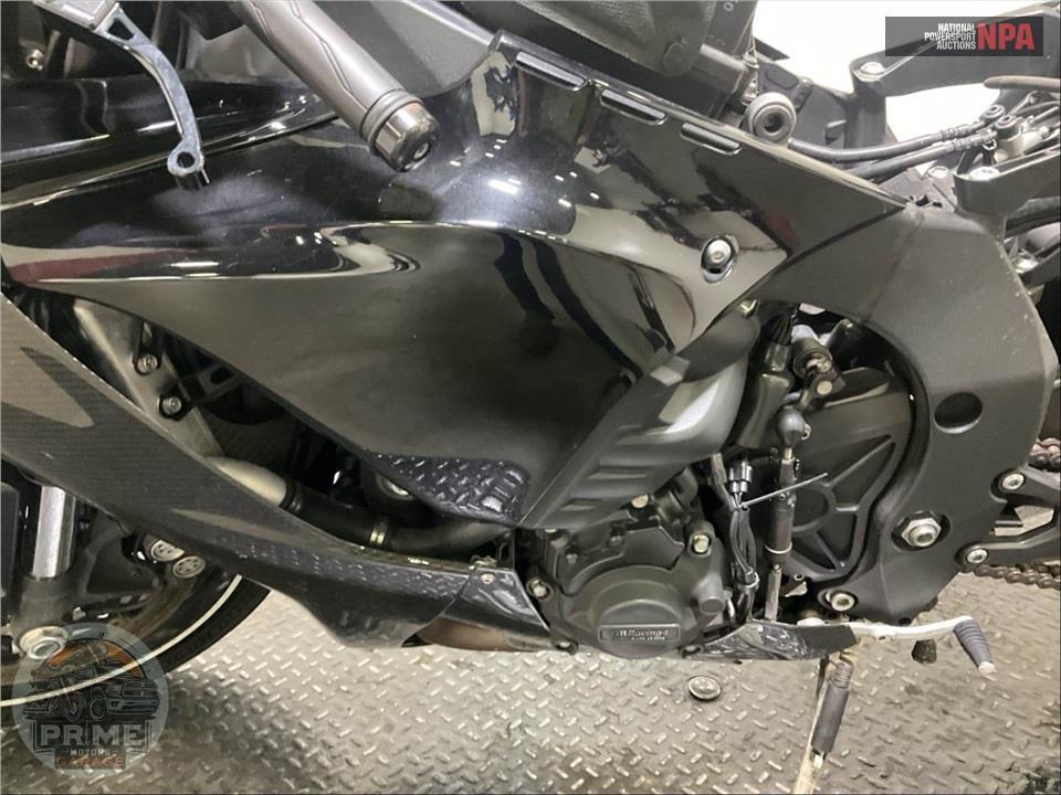 2021 Yamaha YZF-R1 — фото 7