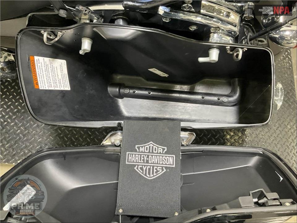 2023 Harley-Davidson FLHX STREET GLIDE — фото 18