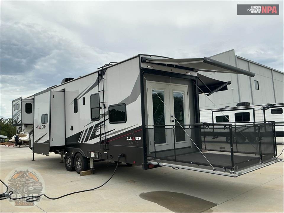 2023 Alliance Rv M-36V11 - VALOR FIFTH WHEEL SERIES — фото 3