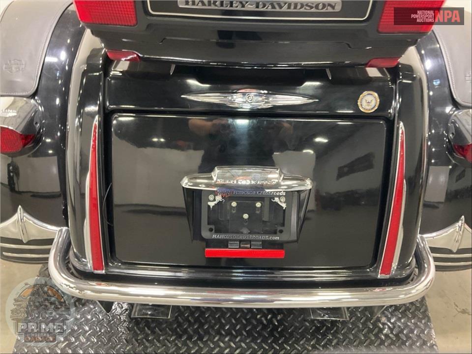 2013 Harley-Davidson FLHTCUTG TRIGLIDE UL CLSC — фото 25