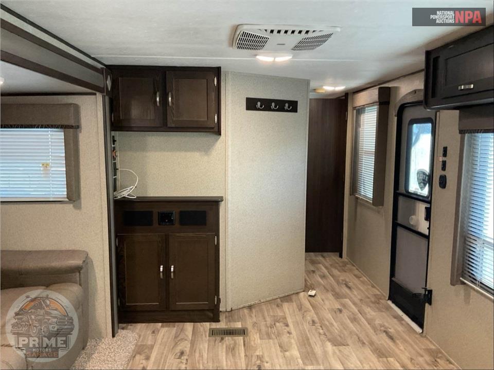 2018 Keystone Rv M-2930 RK - SUMMERLAND SERIES — фото 9