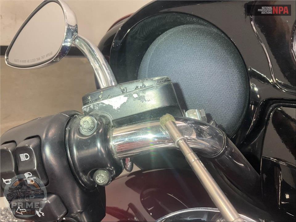 2015 Harley-Davidson FLHTK ELECTRA GLIDE ULTRA LIMITED — фото 35