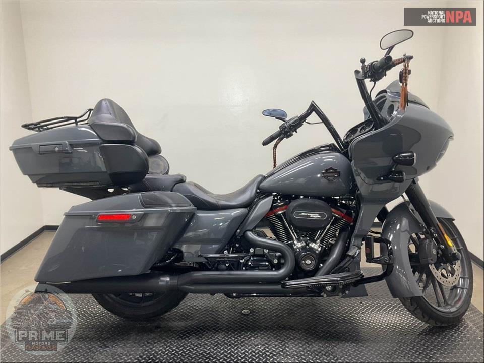2018 Harley-Davidson FLTRXSE CVO ROAD GLIDE — фото 1