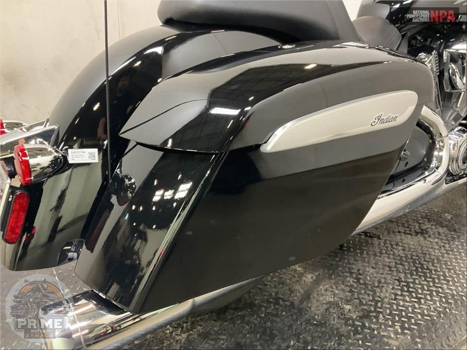 2023 Indian Motorcycle CHALLENGER LIMITED (BLACK) — фото 16