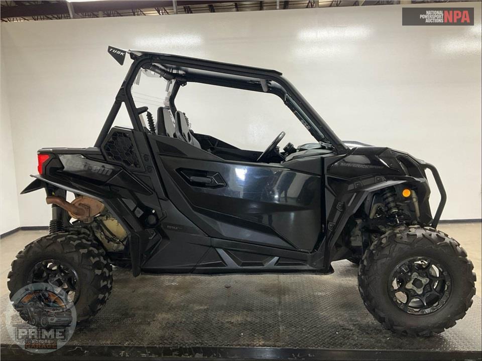 2021 Can-Am MAVERICK SPORT DPS 1000R (TRIPLE BLACK) — фото 1