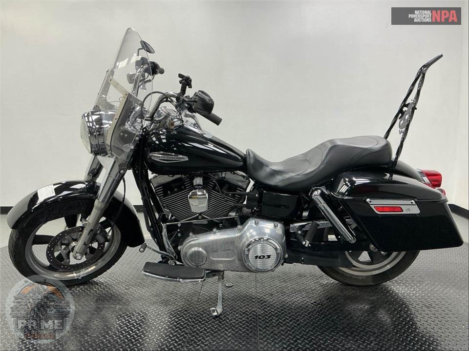 2015 Harley-Davidson FLD-103 DYNA SWITCHBACK — фото 3