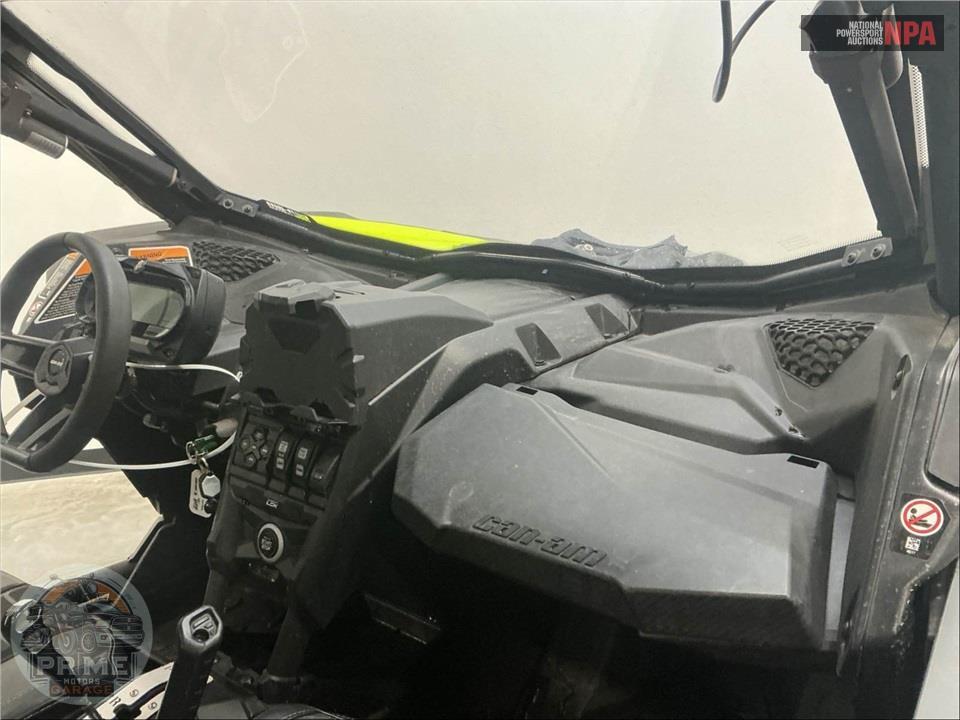 2020 Can-Am MAVERICK X3 X DS TURBO RR — фото 8