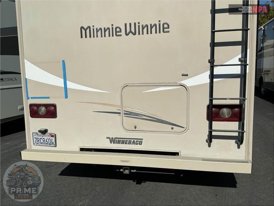 2018 Winnebago M-25B FORD - MINNIE WINNIE SERIES — фото 44