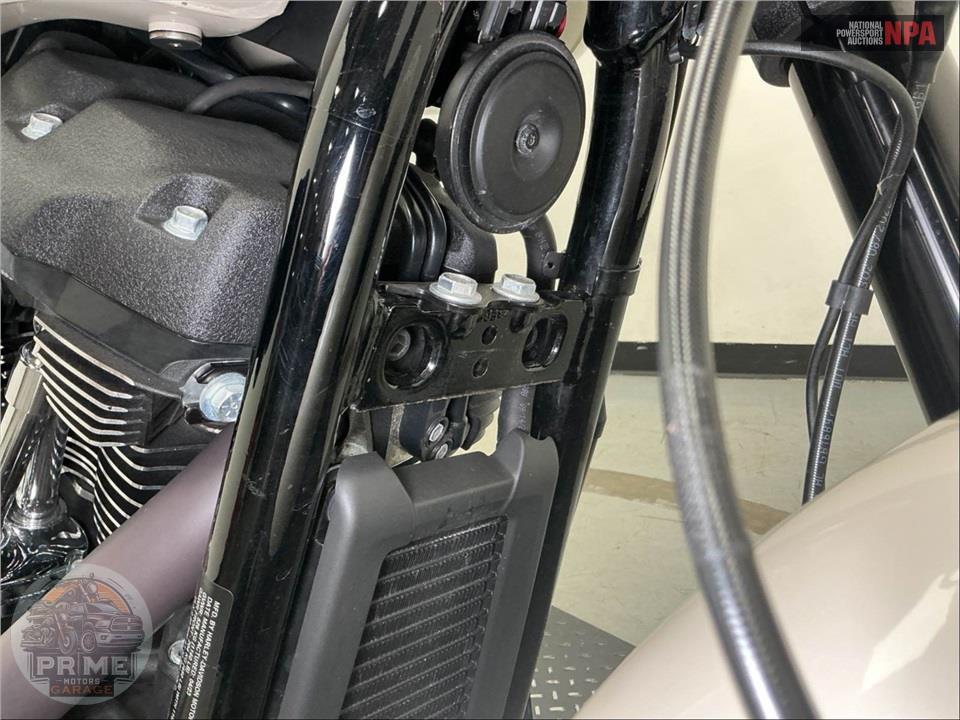 2023 Harley-Davidson FXLRS LOW RIDER S — фото 11