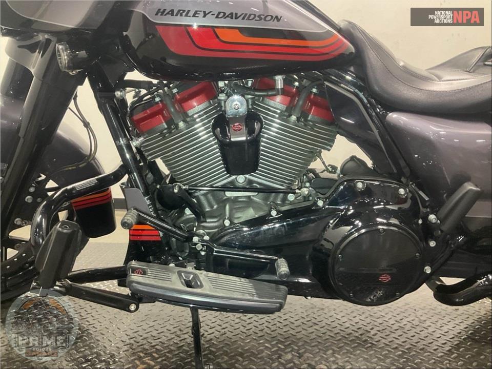 2020 Harley-Davidson FLHXSE CVO STREET GLIDE — фото 7
