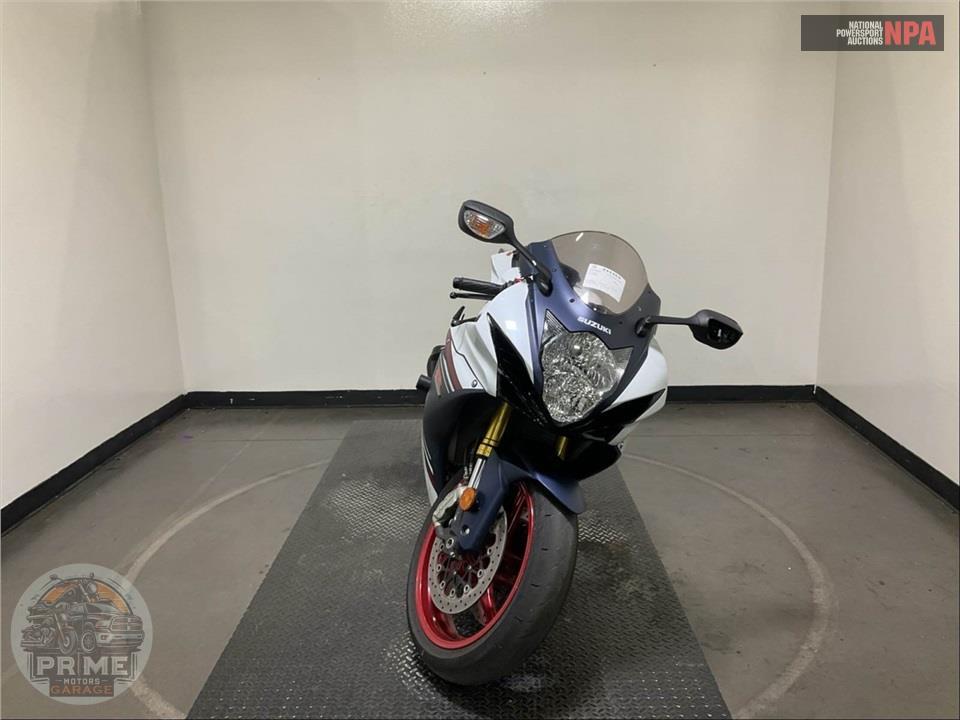 2024 Suzuki GSX-R750M4 — фото 2