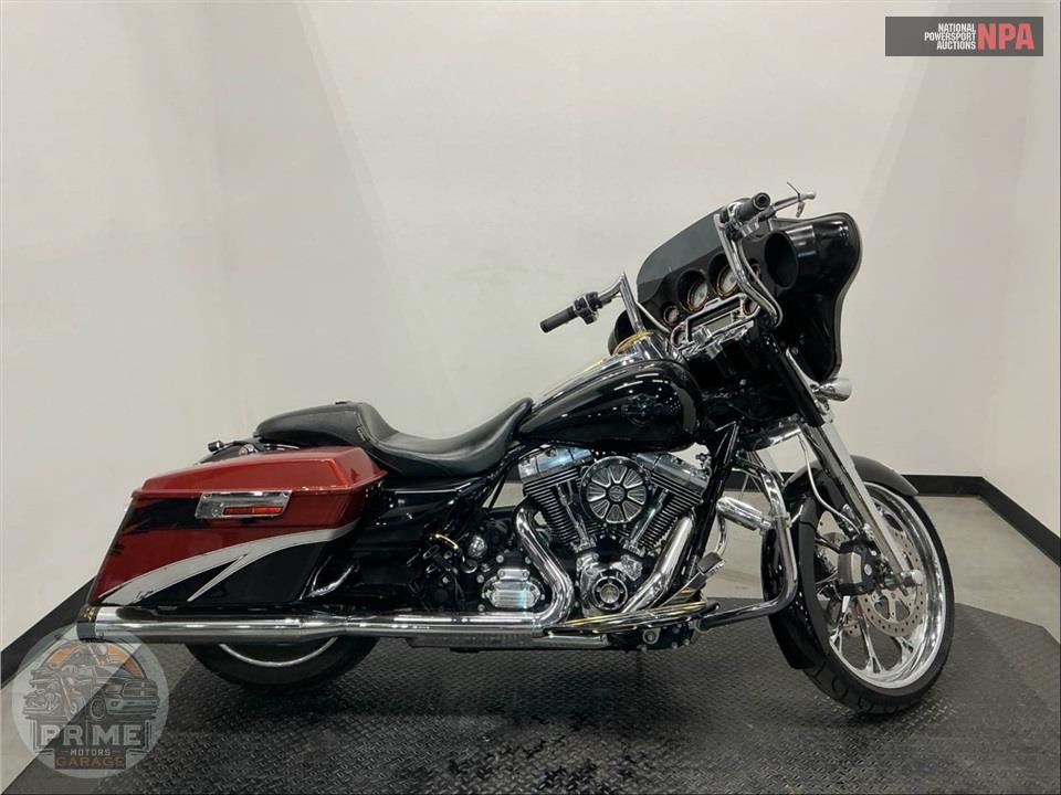2013 Harley-Davidson FLHX STREET GLIDE — фото 1