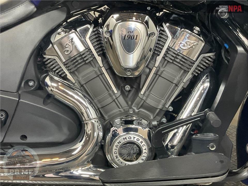 2022 Indian Motorcycle CHALLENGER LIMITED (TWO TONE) — фото 6