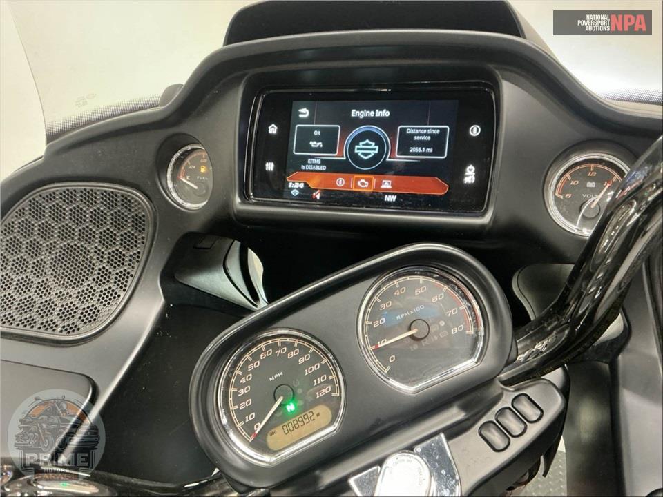 2019 Harley-Davidson FLTRU ROAD GLIDE ULTRA — фото 5
