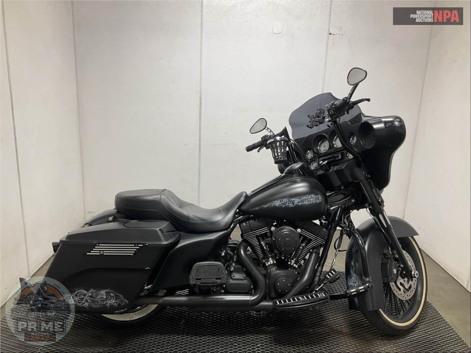 2012 Harley-Davidson FLHX STREET GLIDE — фото 1