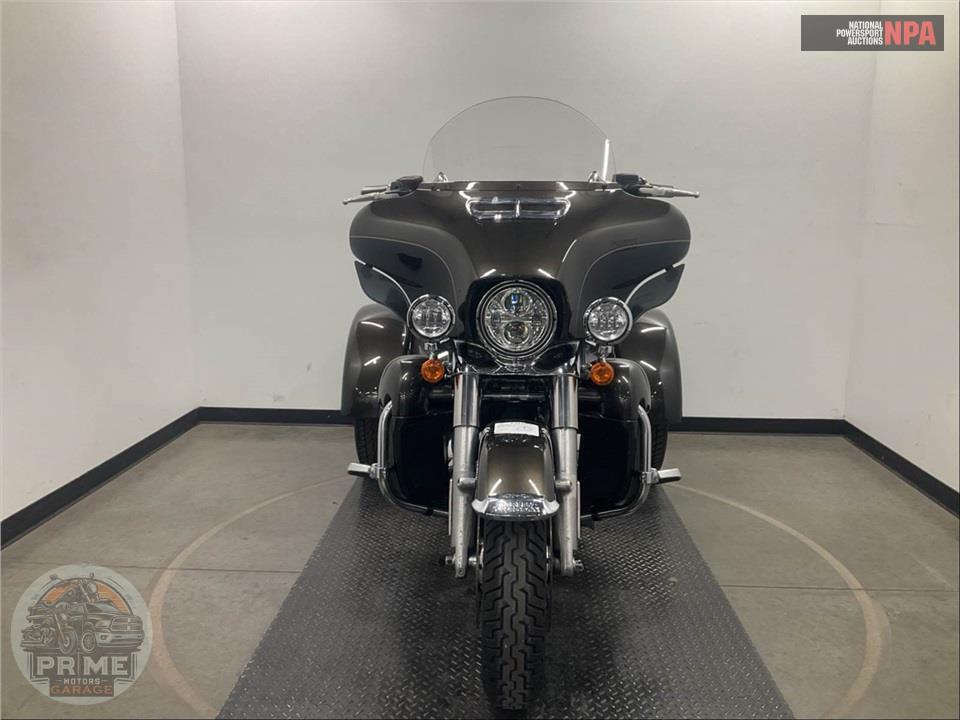 2020 Harley-Davidson FLHTCUTG TRI GLIDE ULTRA — фото 2