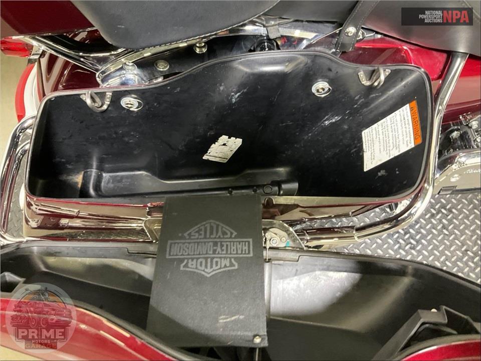 2014 Harley-Davidson FLHTK ELECTRA GLIDE ULTRA LIMITED — фото 33