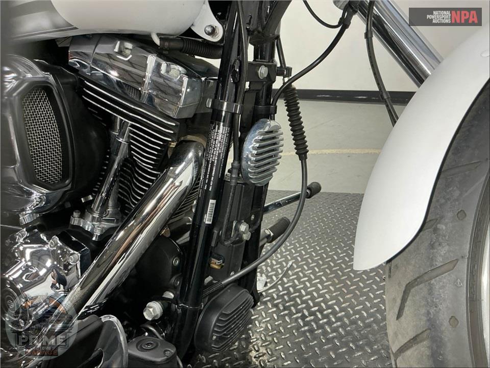 2017 Harley-Davidson FXSB BREAKOUT — фото 17