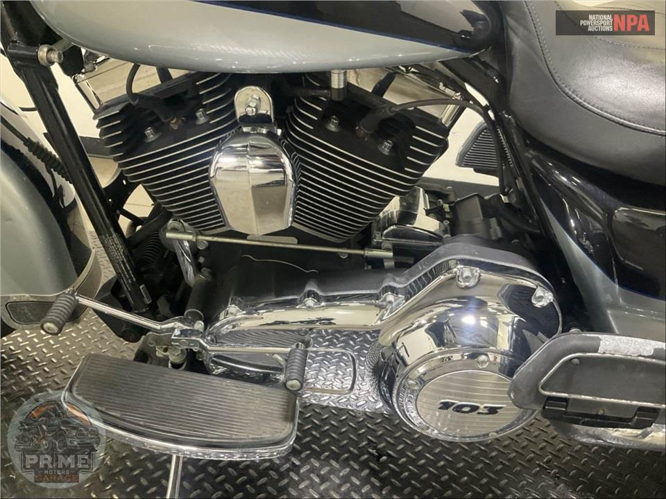 2013 Harley-Davidson FLHTK ELECTRA GLIDE UL LI — фото 7