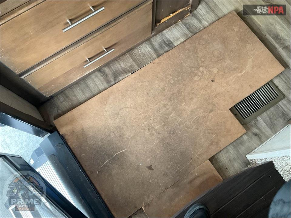 2019 Keystone Rv M-25 RES COUGAR FIFTH WHEEL SERIES — фото 32