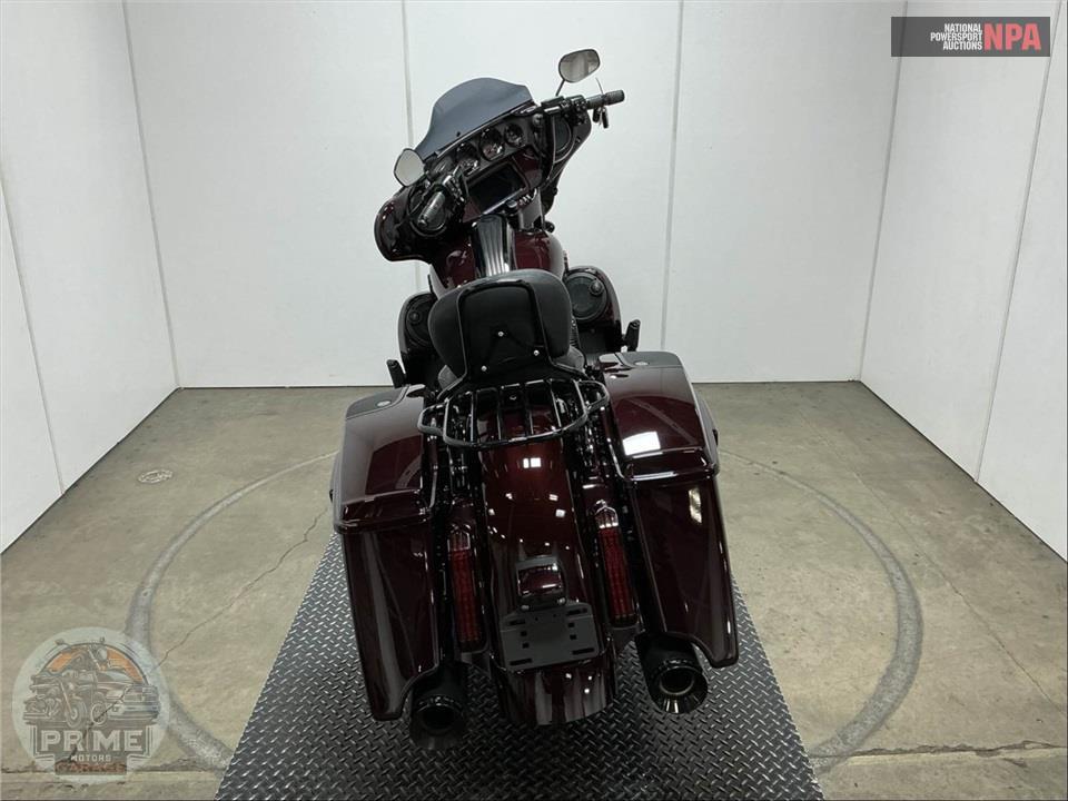 2019 Harley-Davidson FLHXSE CVO STREET GLIDE — фото 4