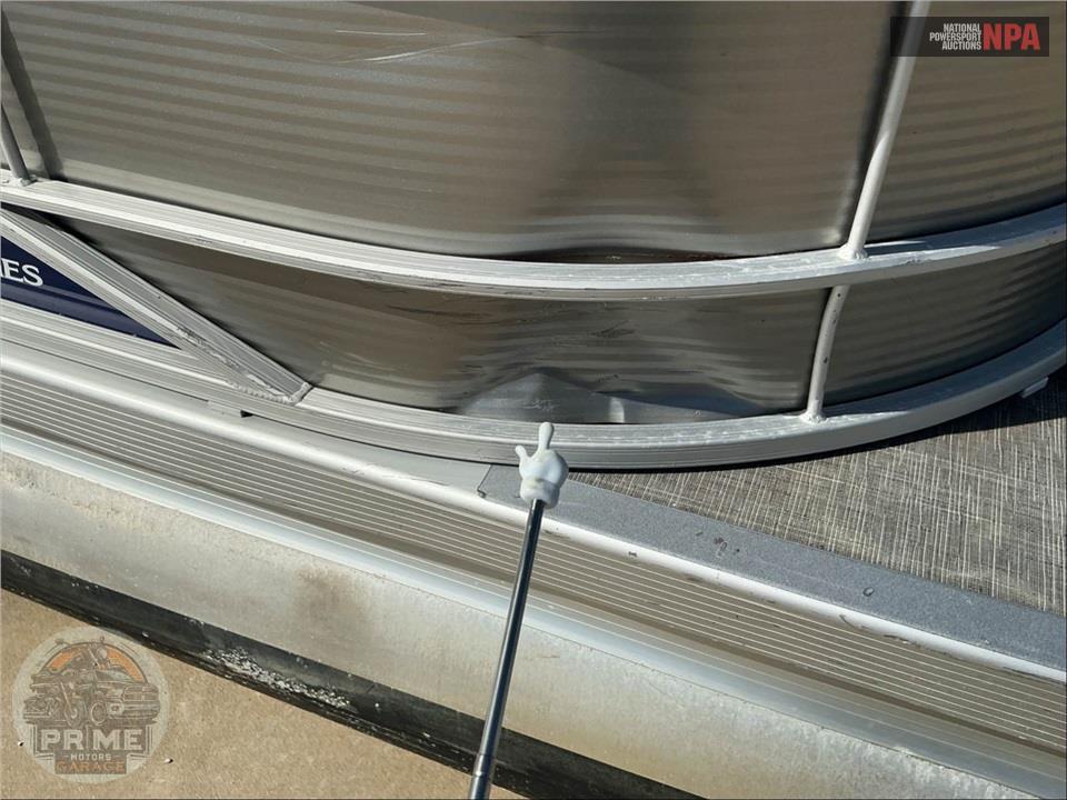 2023 Bennington Pontoons 22 SXL(*)SX SERIES L=23/E=1-150HP YAMAHA OB — фото 31