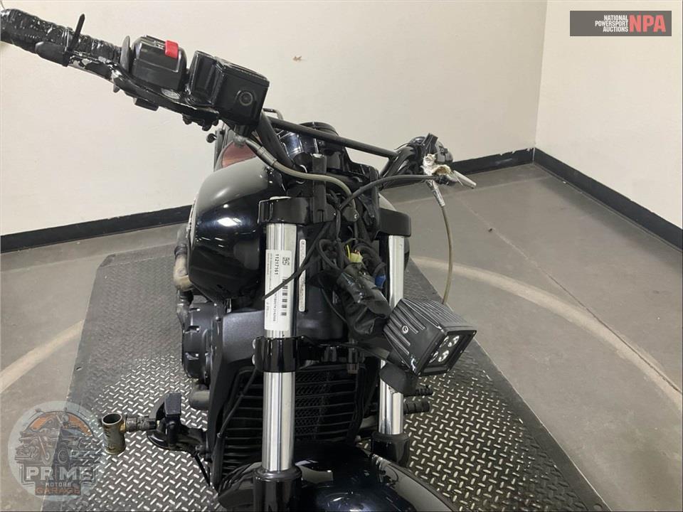 2019 Indian Motorcycle SCOUT BOBBER — фото 39