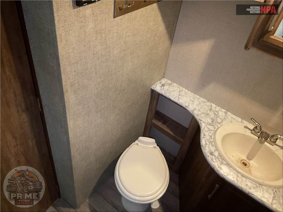2017 Keystone Rv M-28 RLSWE - COUGAR SERIES — фото 18