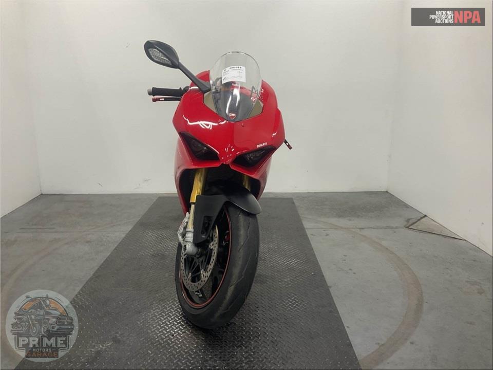2019 Ducati PANIGALE V4 S — фото 2