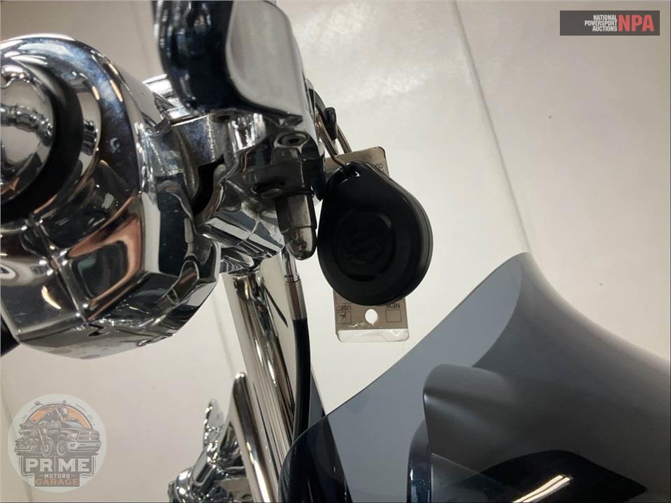 2016 Harley-Davidson FLTRU ROAD GLIDE ULTRA — фото 10