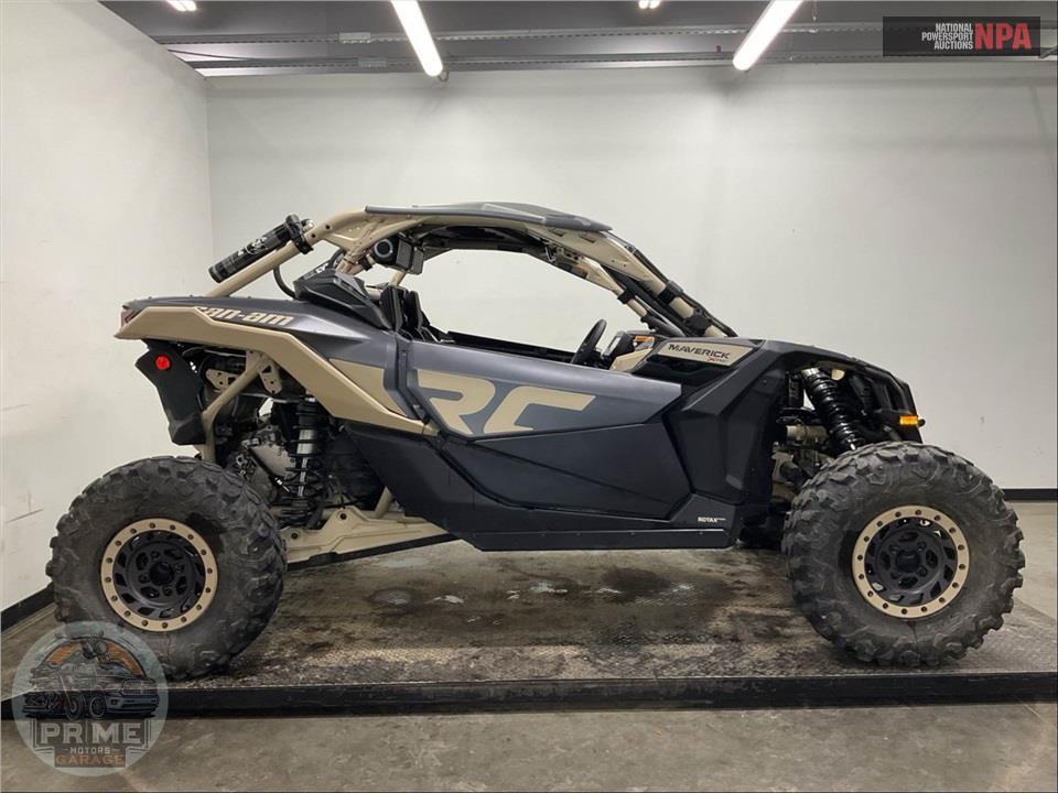 2023 Can-Am MAVERICK X3 X RC  TURBO RR 72 — фото 1