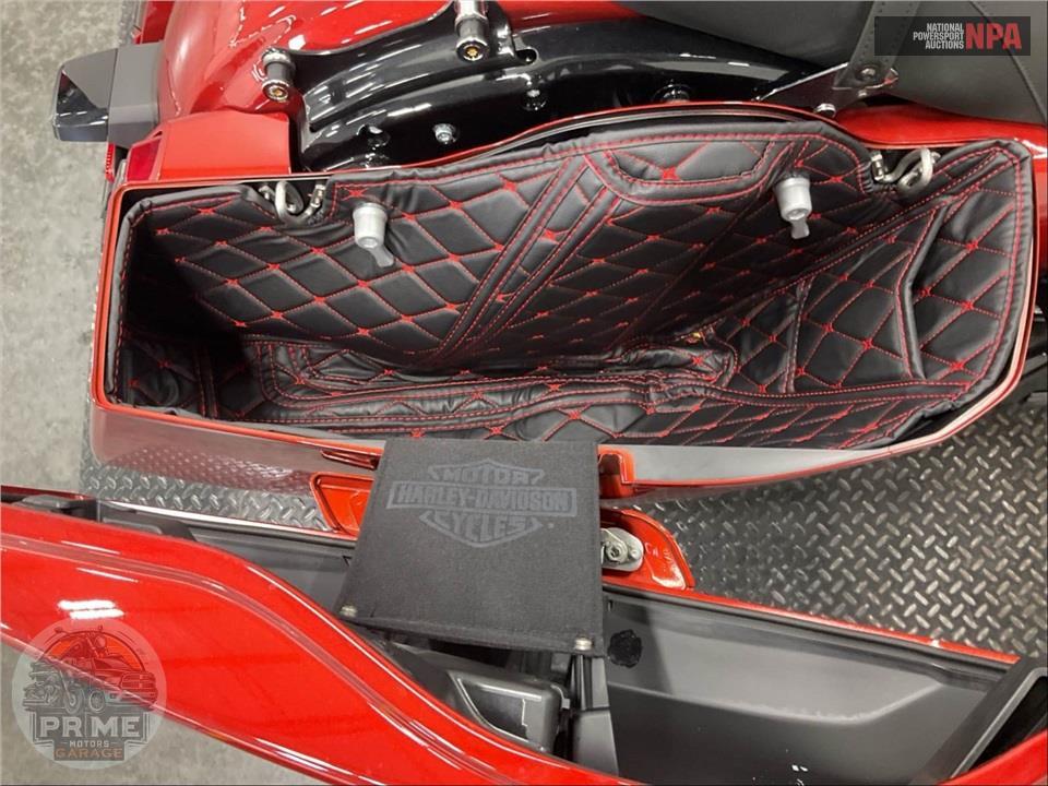 2025 Harley-Davidson FLHX STREET GLIDE — фото 18