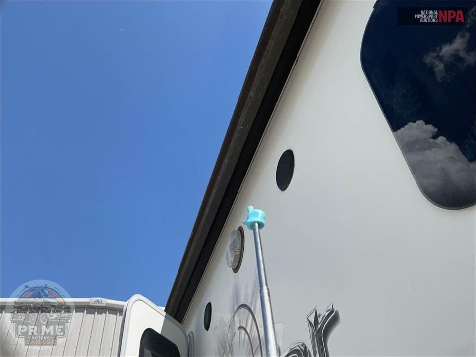 2017 Highland Ridge Rv M-293RLS - LIGHT FIFTH WHEEL SERIES — фото 38