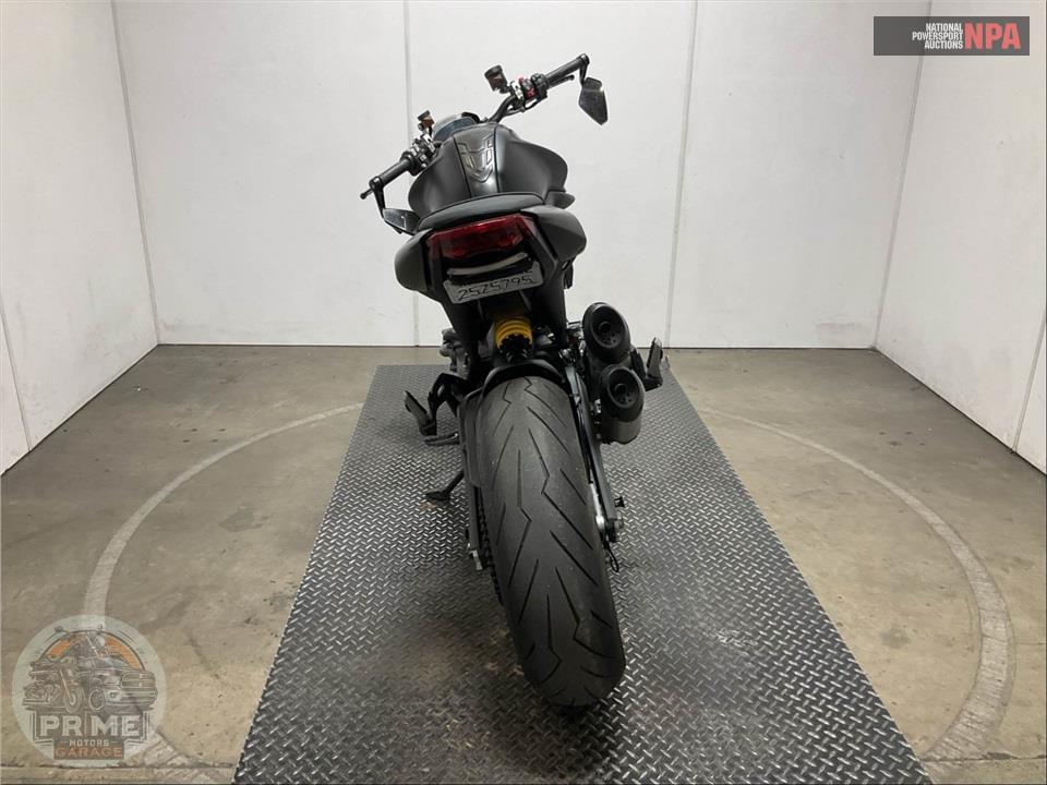 2022 Ducati MONSTER 937 PLUS — фото 3