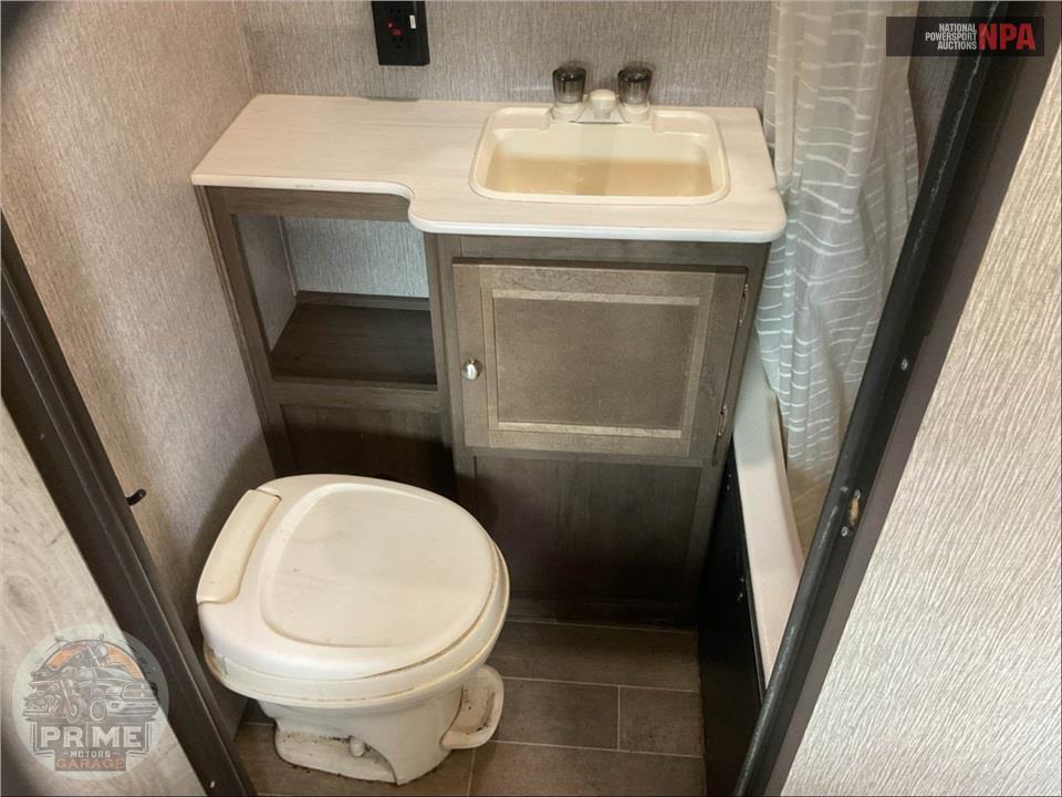 2019 Keystone Rv M-202 RD - SPRINGDALE SERIES — фото 17