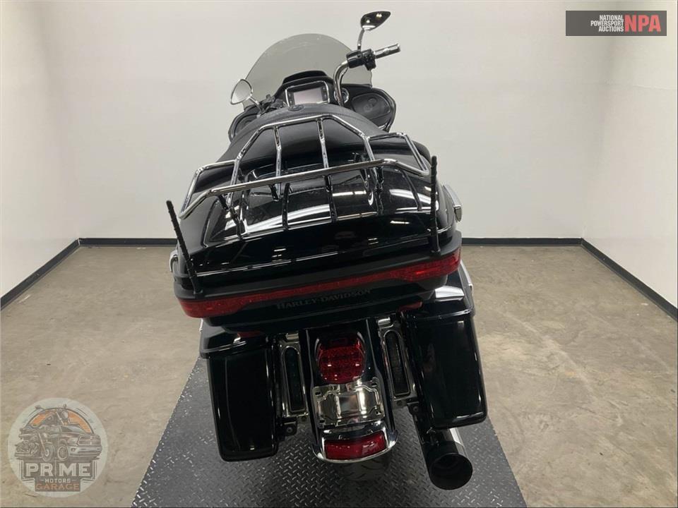 2016 Harley-Davidson FLTRU ROAD GLIDE ULTRA — фото 4