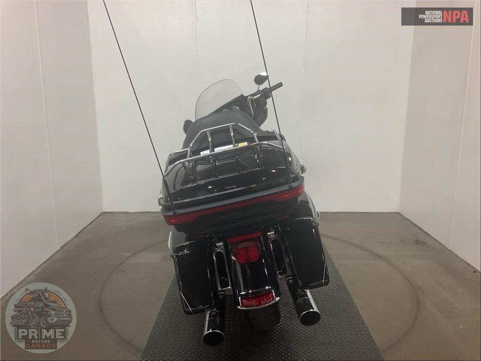 2016 Harley-Davidson FLHTK ELECTRA GLIDE ULTRA LIMITED — фото 4