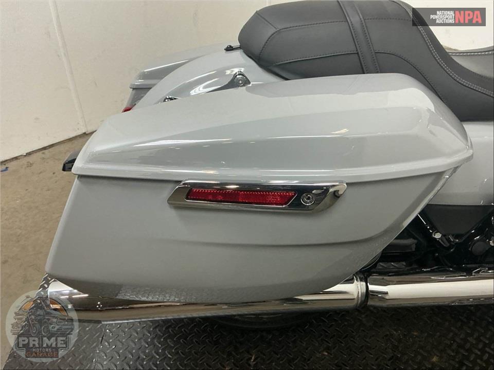 2025 Harley-Davidson FLHX STREET GLIDE — фото 17