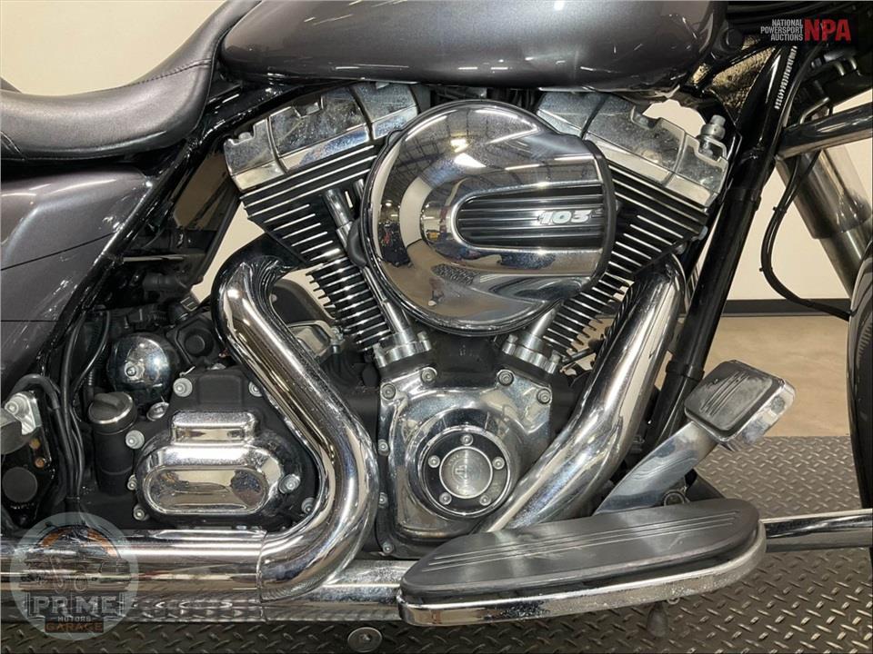 2014 Harley-Davidson FLHXS STREET GLIDE — фото 6