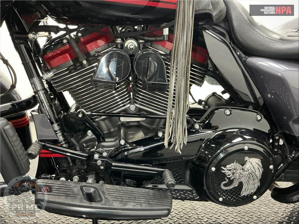 2020 Harley-Davidson FLHXSE CVO STREET GLIDE — фото 7