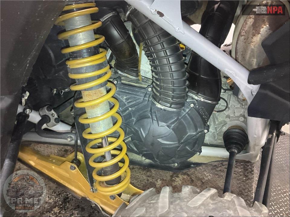 2020 Can-Am MAVERICK X3 X RS TURBO RR — фото 10