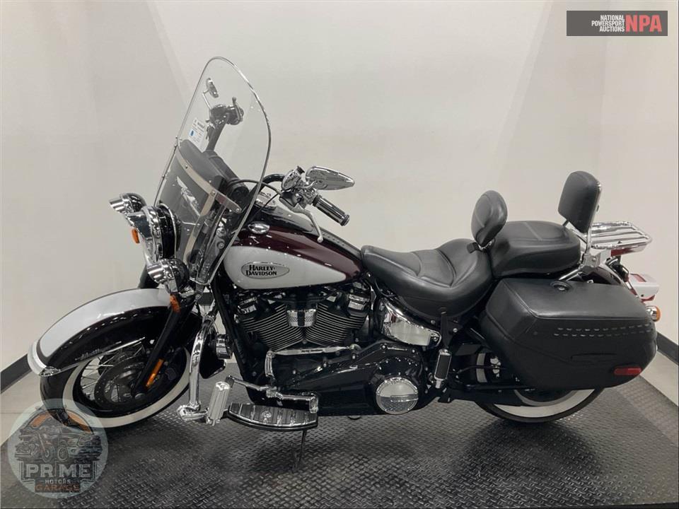 2021 Harley-Davidson FLHCS HERITAGE CLASSIC 114 — фото 3