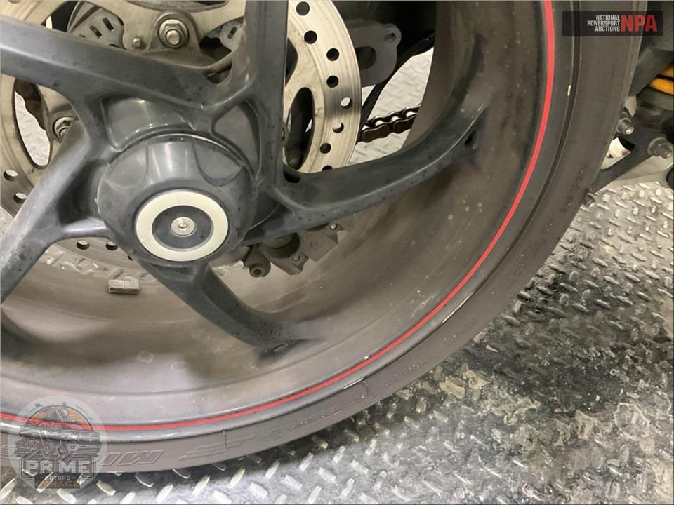 2020 Triumph SPEED TRIPLE RS — фото 20